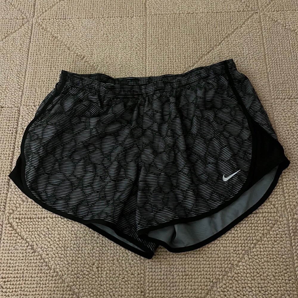 Nike dry fit shorts black and grey